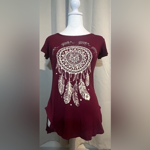 Miss Popular Graphic T-shirt - Picture 1 of 4